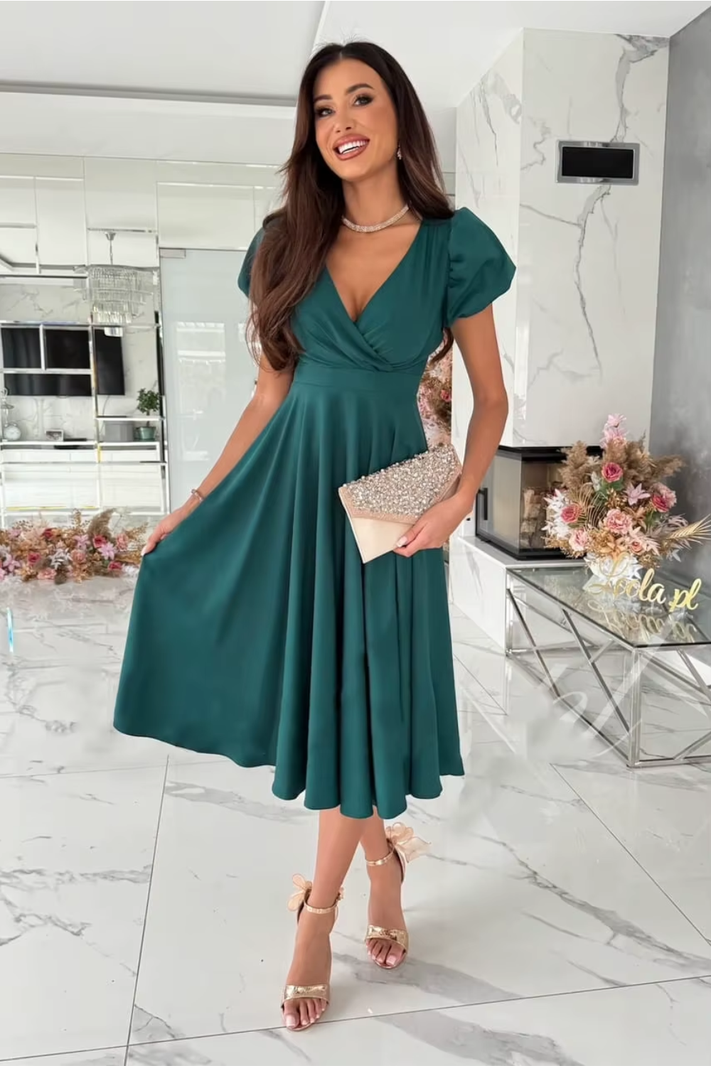 Anika | Elegant Midi Dress