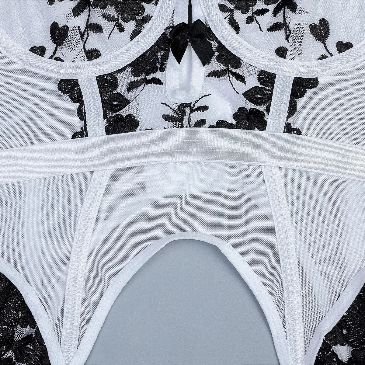 Grazia's | 3-Piece Lingerie Set